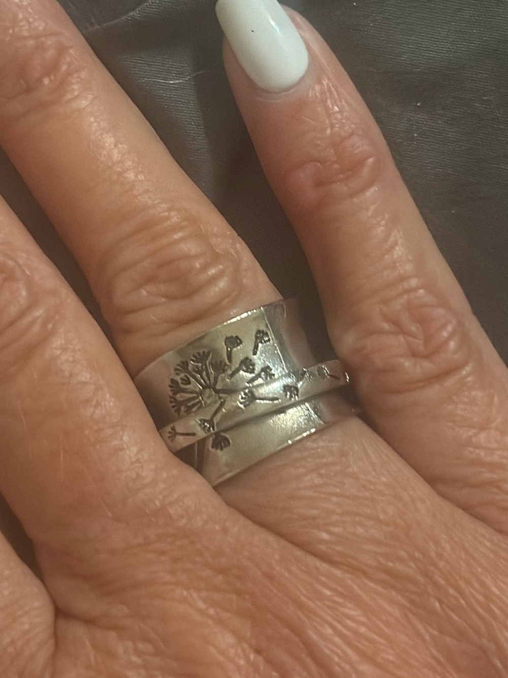 Dandelion ring - Picture 2 of 4